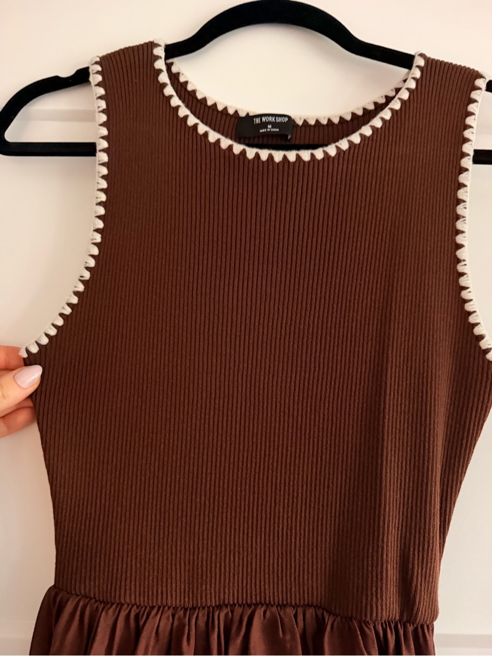 Sleeveless Rust Brown Midi Dress with White Trim size M - Picture 5 of 9